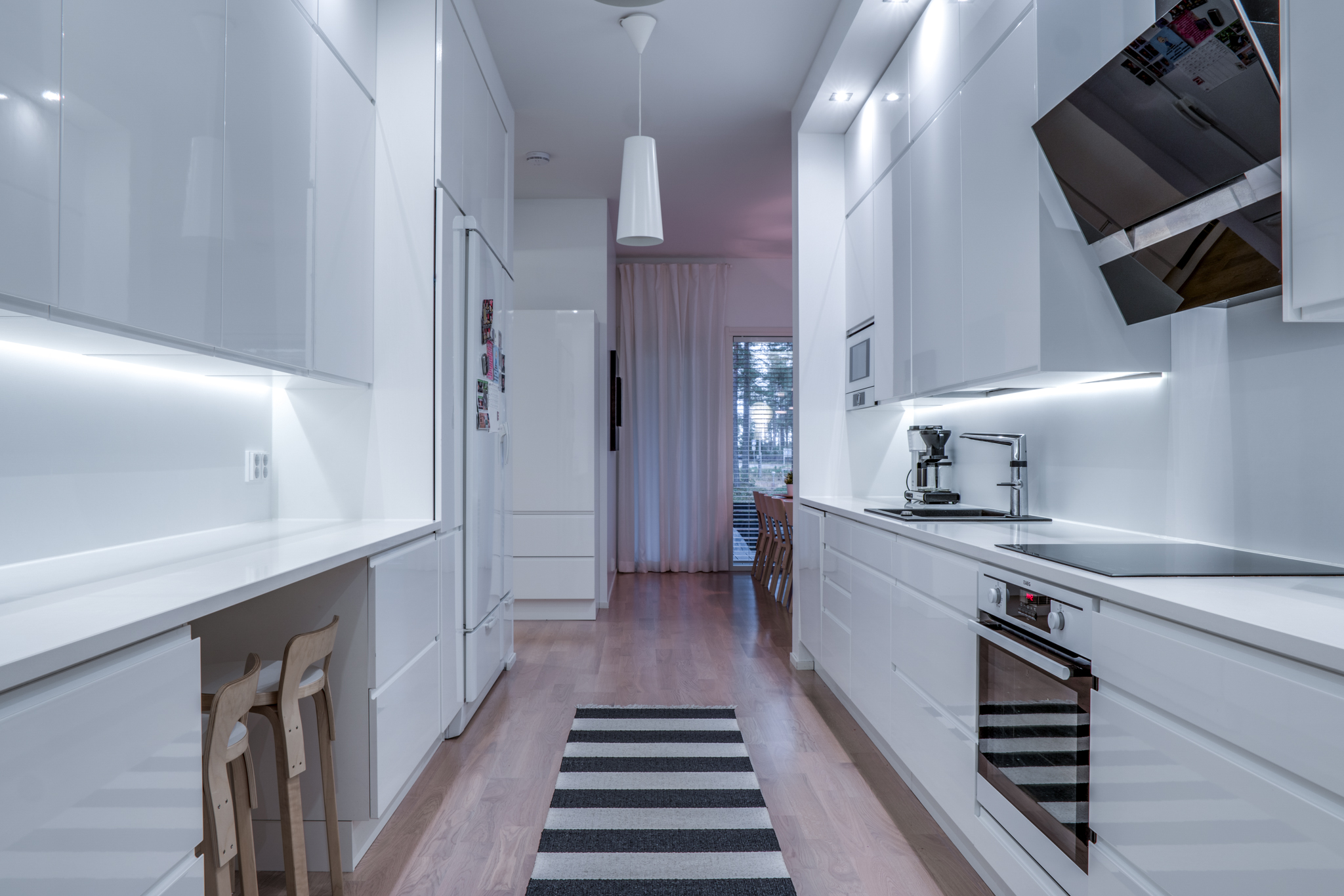 SuperLEDin valaistussuunnittelu omakotitaloille