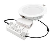 Valaisimen mukana virtal&auml;hde ja kytkent&auml;rasia.