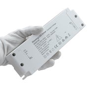 LED-muuntaja DALO 100W 24V, DALI/painonappiohjaus