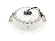 Valaisimessa valonv&auml;rinvalintakytkin.