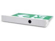 Akkuna toimii LiFePO4-akku (3,2 V / 1500 mAh), joka varmistaa v&auml;hint&auml;&auml;n 3 tunnin toiminta-ajan h&auml;t&auml;tilanteessa. Kuva tuotettu teko&auml;lyll&auml;.