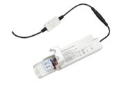 J&Auml;TTI MULTI POWER on saatavilla Triac(vaihehimmennyksell&auml;) ja DALI/ Push Dim -himmennett&auml;v&auml;n&auml;, mik&auml; mahdollistaa valon voimakkuuden s&auml;&auml;d&ouml;n tarpeen mukaan. Kuvassa Triac-muuntaja.