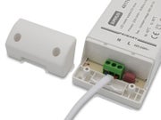 LED-muuntaja WANA 80W l&ouml;ytyy pelk&auml;st&auml;&auml;n 24V malli, joten se sopii 24V LED-nauhoille ja -valolistoille. Muuntaja ei ole himmennett&auml;v&auml;. Kuva tuotettu teko&auml;lyll&auml;.