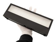 Moderni, laadukkaista osista valmistettu vesitiivis sein&auml;valo.