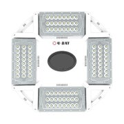 Valkoinen 4-BAY LED-hallivalo ylh&auml;&auml;lt&auml; kuvattuna, nelj&auml; s&auml;&auml;dett&auml;v&auml;&auml; LED-paneelia kehyksess&auml;, 200W teollisuusvalaisin