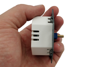 S&Auml;VY Zigbee LED-himmennin, triac, 5-200W, ABB Jussi, ABB Impressivo ja Schneider Exxact yhteensopiva - v&auml;h&auml;n tilaa viev&auml;