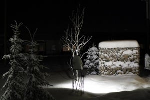 LED valonheittimillä saa valaistua ulkoalueita näyttävästi.