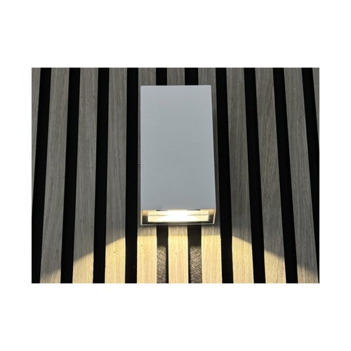 Sein&auml;valaisin TIILI 8W 750lm 165x95x67mm, valkoinen